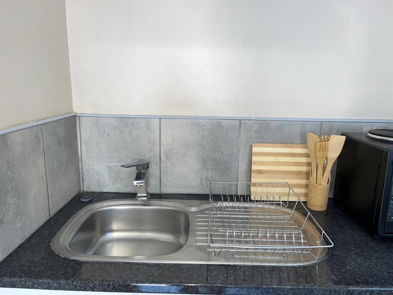 Innes Self Catering B Apartment *