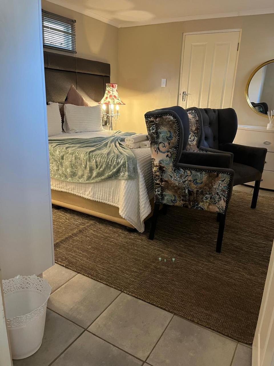 Apartment Innes Self Catering B Bloemfontein